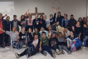 Aposento Alto – de Contacto de Vida, Iglesia Cristiana Evangélica