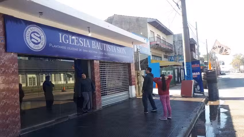 Avícola ruta 200