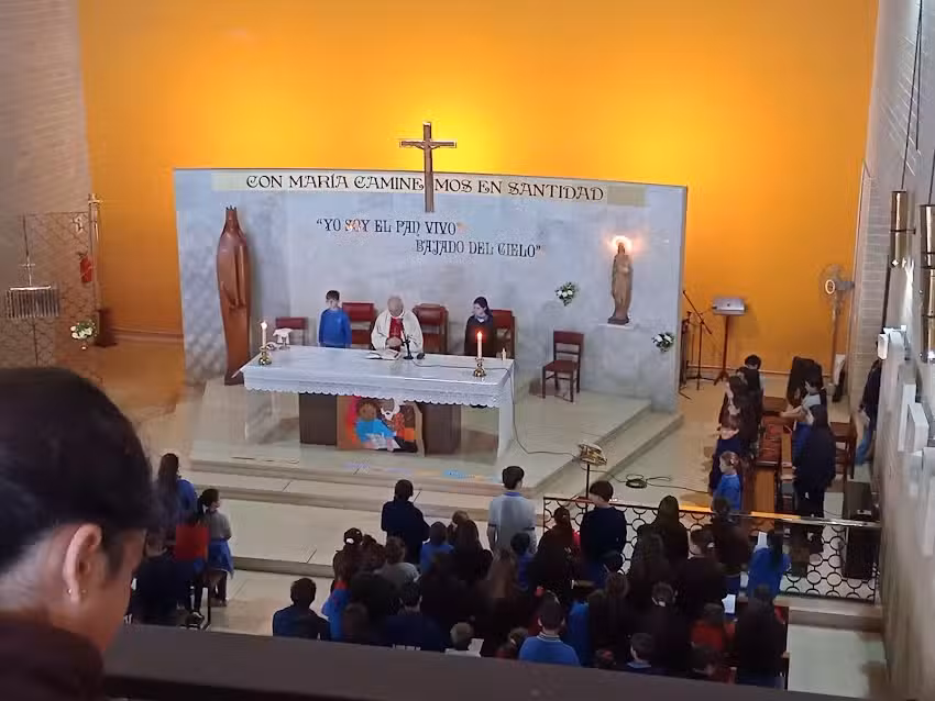 Capilla Colegio “Cristo Rey”