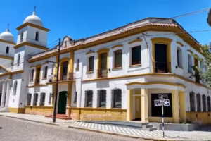 Capilla de Adoración Perpetua Chascomús