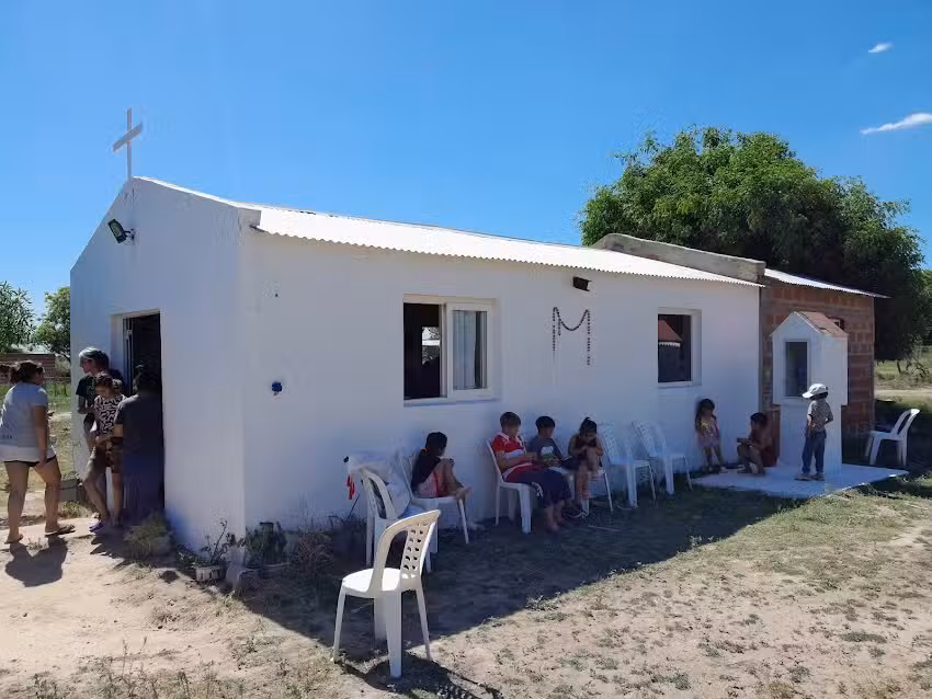 CAPILLA NTRA. SEÑORA DE LA MEDALLA MILAGROSA
