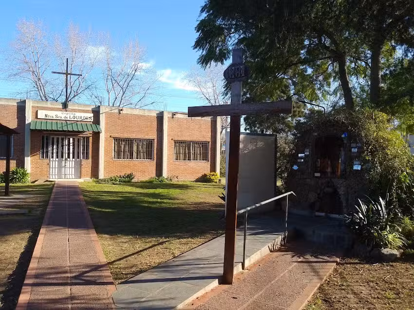 Capilla Nuestra Señora de Lourdes