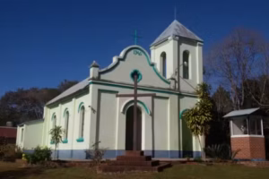 Capilla San Miguel Arcángel, Picada Belgrano