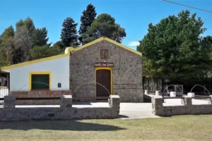 Capilla San Pedro. Papagayos.