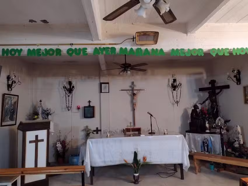 Capilla San Peregrino Laziosi ( Quilmes Oeste)