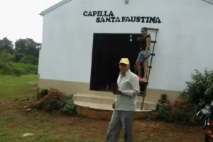 CAPILLA SANTA FAUSTINA