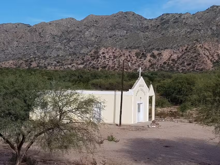 Capilla Santa Teresita (La Torre)
