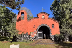 Capilla Santuario Santa Rita – Caraguatay