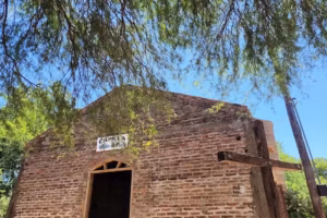 Capilla Virgen de Itatí (Curundú 635)