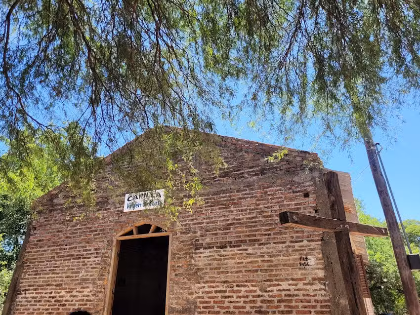 Capilla Virgen de Itatí (Curundú 635)