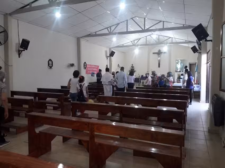 Capilla Virgen De La Medalla Milagrosa