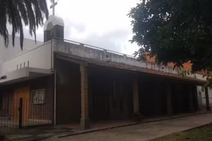 Capilla Virgen de los Pobres Munro