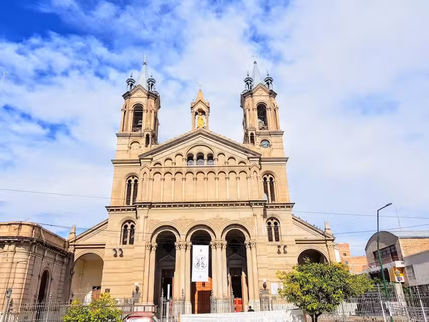 Catedral y Santuario de San Nicolás de Bari