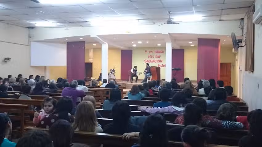 Centro Cristiano “Cristo Es La Respuesta” MCyM