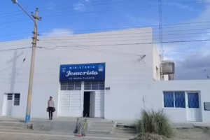 Centro Cristiano Jesucristo La Roca Fuerte