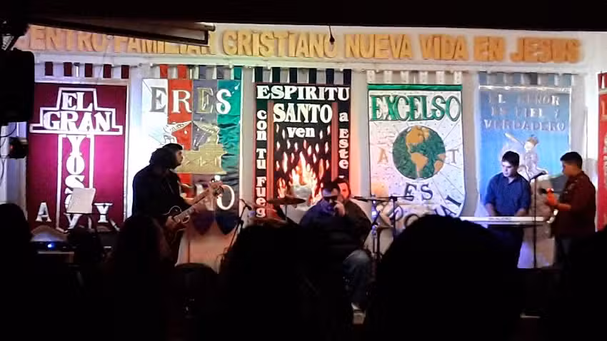 CENTRO FAMILIAR CRISTIANO NUEVA VIDA EN JESÚS