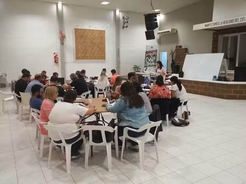 Centro Familiar de Adoración