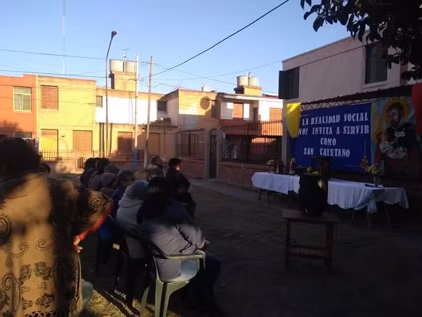 Centro San Cayetano- Casa Laical