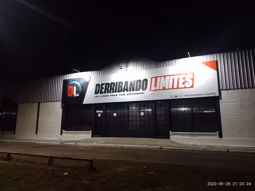 Derribando Limites
