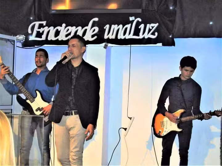 Enciende Una Luz