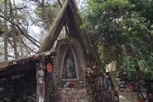 Gruta de Lourdes Miramar