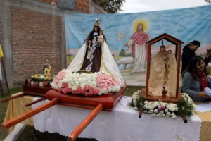 Gruta Virgen Del Carmen B°El Carmen