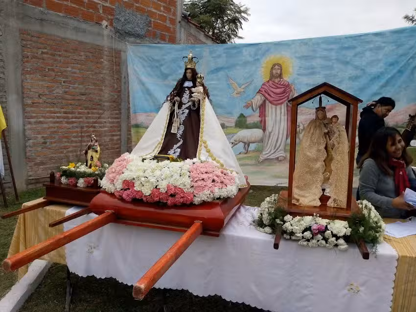 Gruta Virgen Del Carmen B°El Carmen