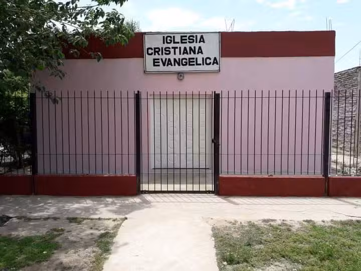 I.C.E (Iglesia Cristina Evangélica).