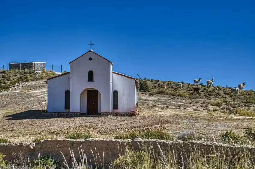 Iglesia Apóstol San Santiago Calahoyo