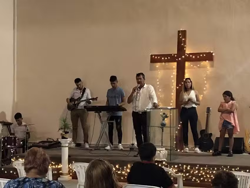 Iglesia Apostólica Renovada