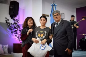 Iglesia Asamblea de Dios “Jesús es la Respuesta”
