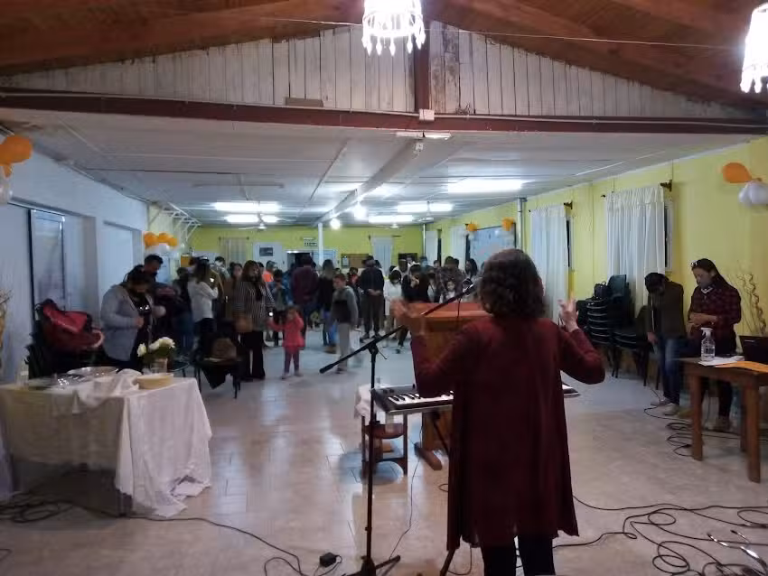 Iglesia Bautista ¨Jesús Es Vida¨
