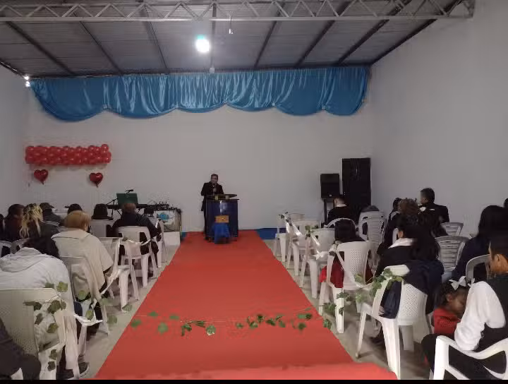 Iglesia “Casa De Dios”