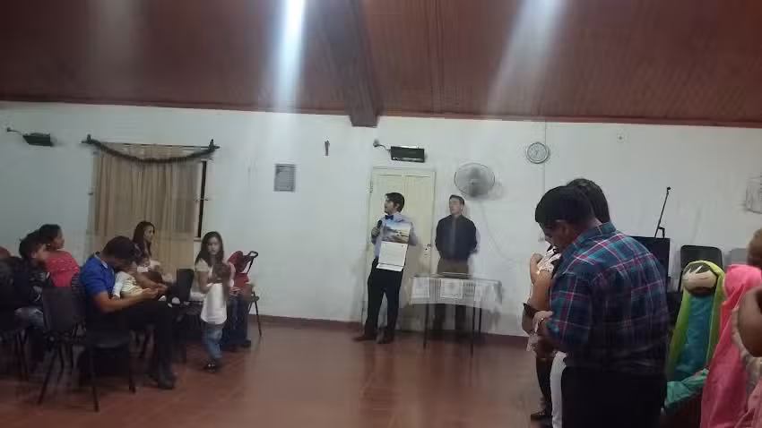 Iglesia Catedral De Adoración