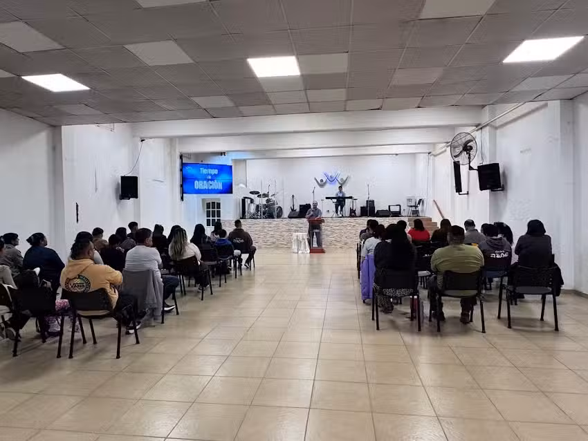 Iglesia Centro Cristiano Comodoro