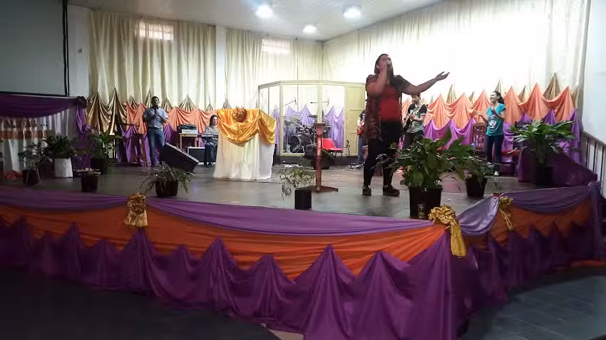 Iglesia Centro Cristiano Para Las Familias