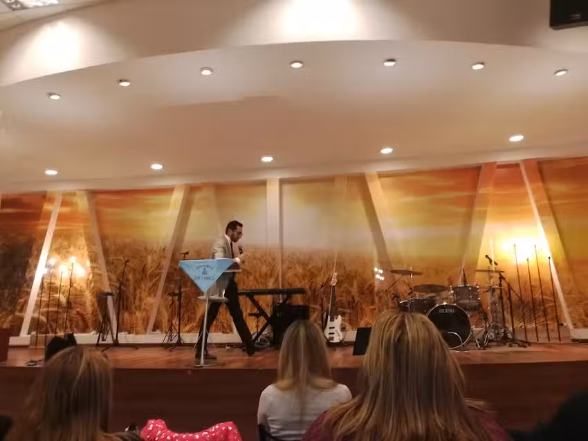 Iglesia Cita Con La Vida