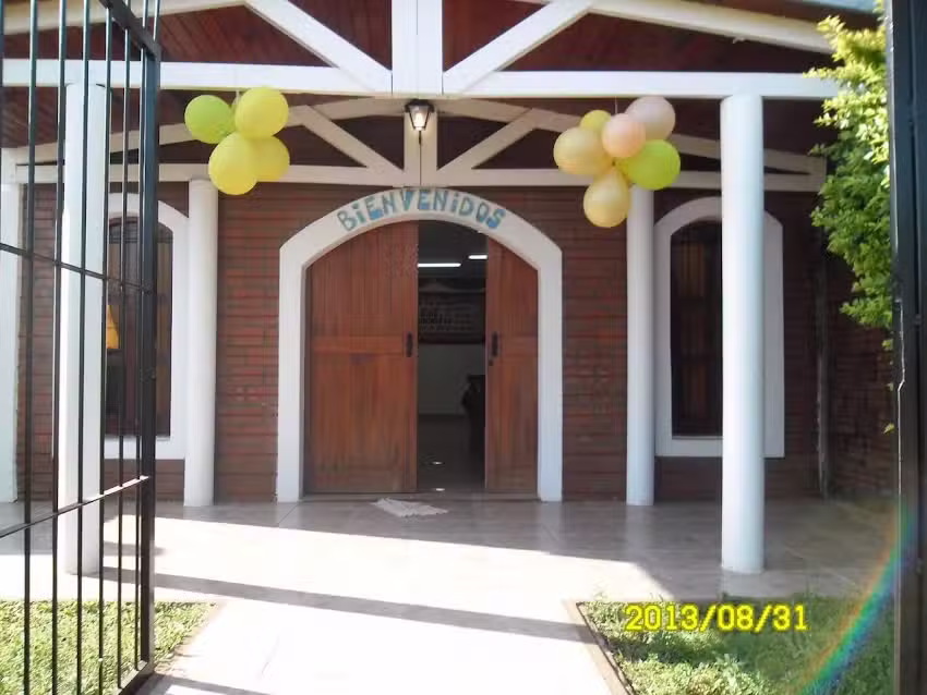 Iglesia Cristiana Av. Martín Fierro