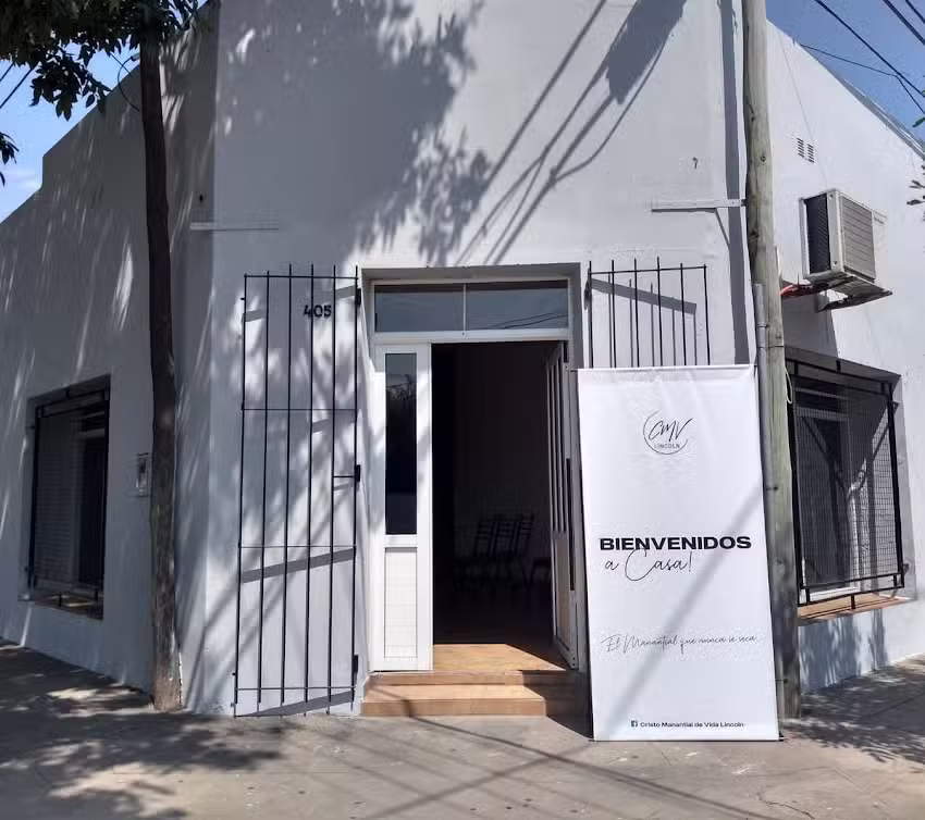 Iglesia Cristiana Cristo Manantial de Vida Lincoln