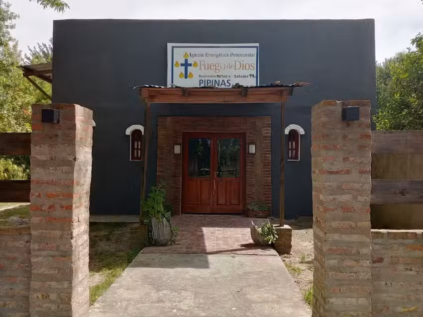 IGLESIA CRISTIANA EVANGÉLICA FUEGO DE DIOS