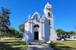 Iglesia Cristo Rey – Los Chañaritos – CÓRDOBA.