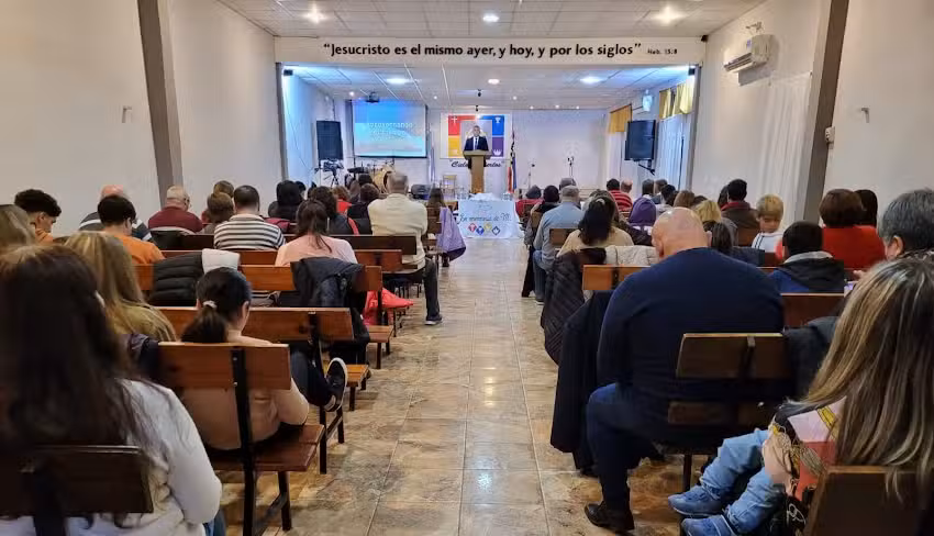 Iglesia Cuadrangular Laprida