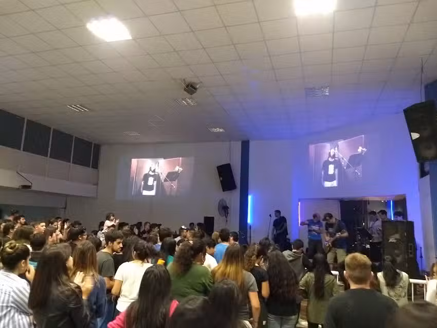 Iglesia Cuadrangular Pra. Ana Perez