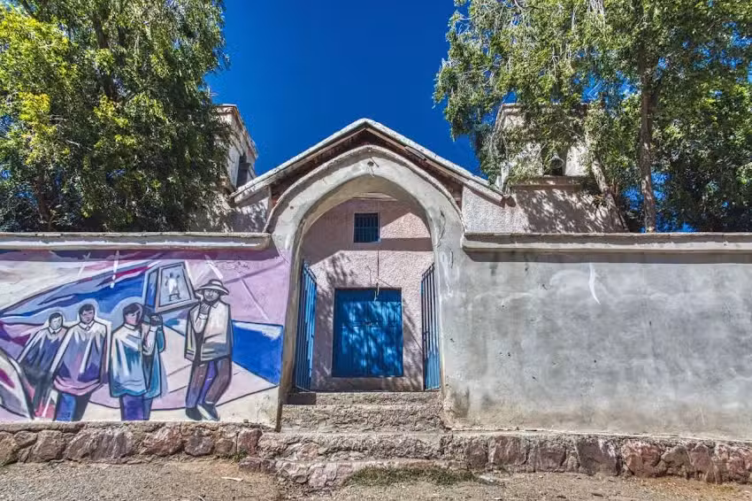 Iglesia de Aparzo.