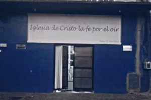 Iglesia de Cristo La Fe por el Oír