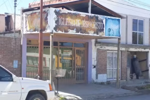 iglesia de jesucristo luz a las naciones ,28 de Noviembre,Santa cruz .