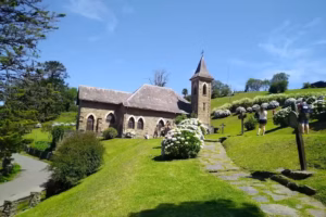 Iglesia de Villa Nougués