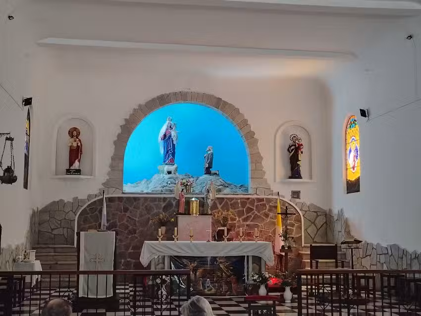 Iglesia de volca nuestra señora de guardia