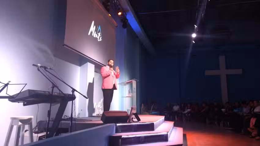 Iglesia del Nazareno “Jesus Mi Refugio”