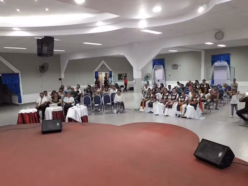 Iglesia Dios Es Por Nosotros